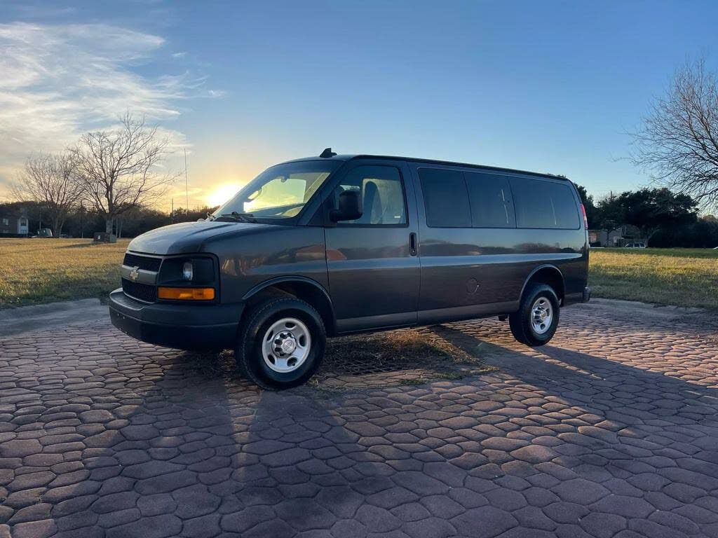 2015 chevy express sales 2500 passenger van