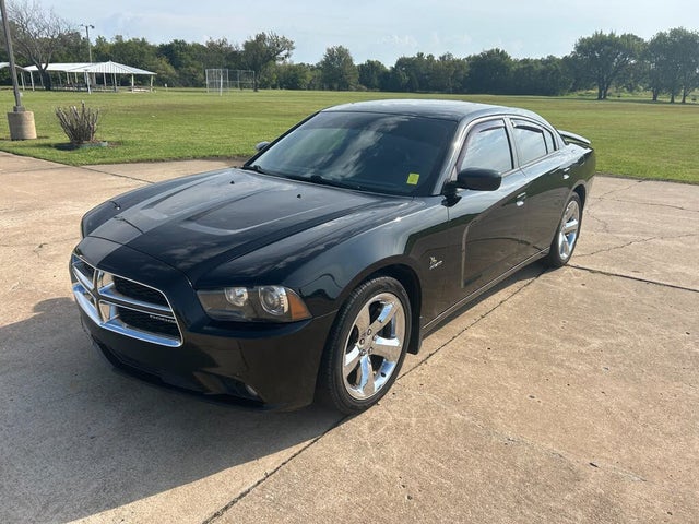 2011 Dodge Charger R/T Max RWD