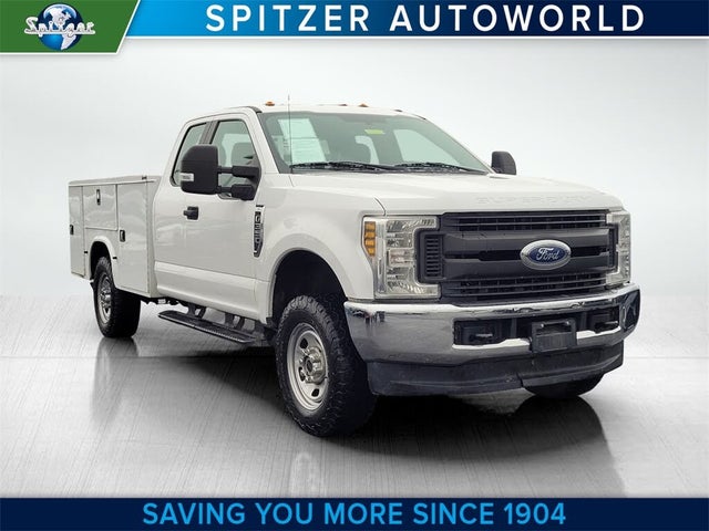 2019 Ford F-350 Super Duty Chassis XL SuperCab 4WD