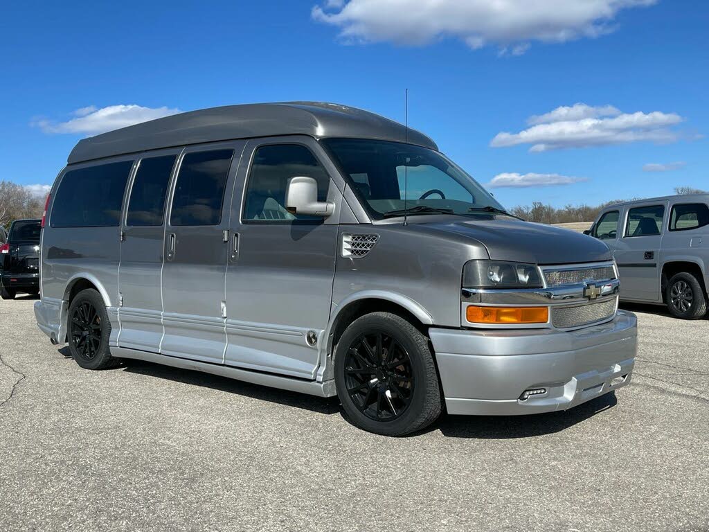 Chevy express van hotsell 1500