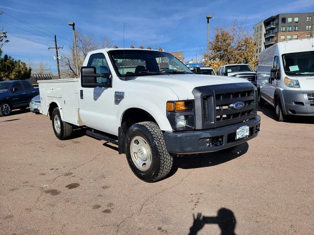 2009 Ford F-350 Super Duty Chassis XL 4WD