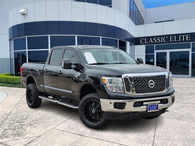 Used 2019 Nissan Titan for Sale in Beaumont TX with Photos