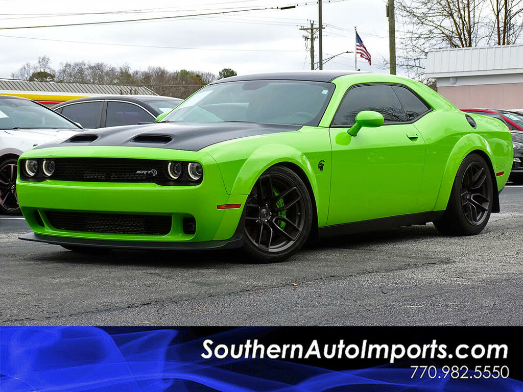 2023 dodge challenger srt hellcat verde