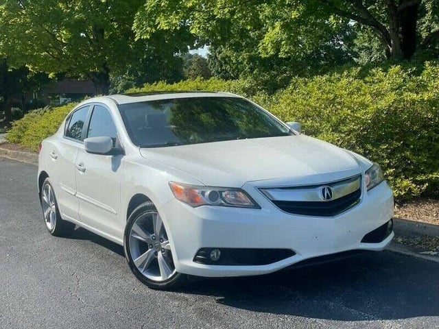 2014 Acura ILX 2.0L FWD with Premium Package