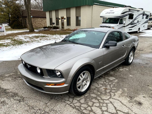 2008 Ford Mustang GT Deluxe Coupe RWD