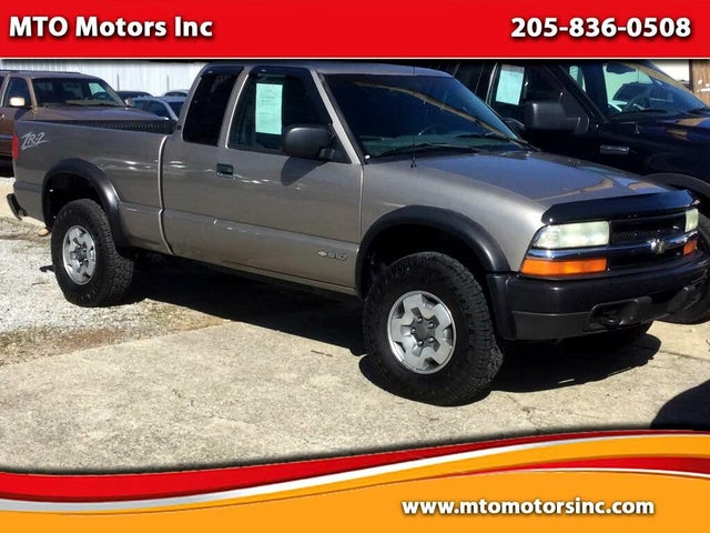 2003 Chevrolet S-10 LS Extended Cab 4WD