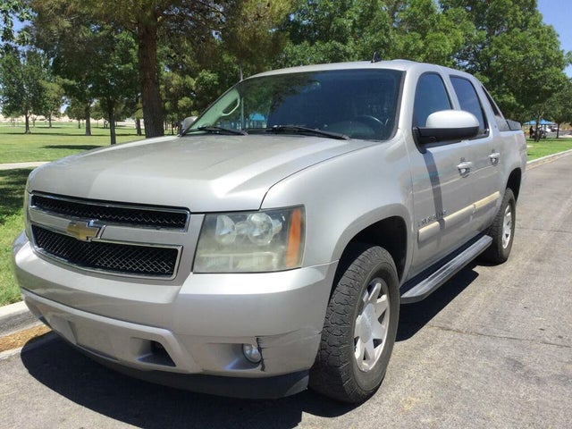 2008 Chevrolet Avalanche LS 4WD