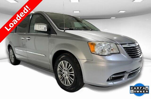 2014 chrysler 2025 minivan for sale
