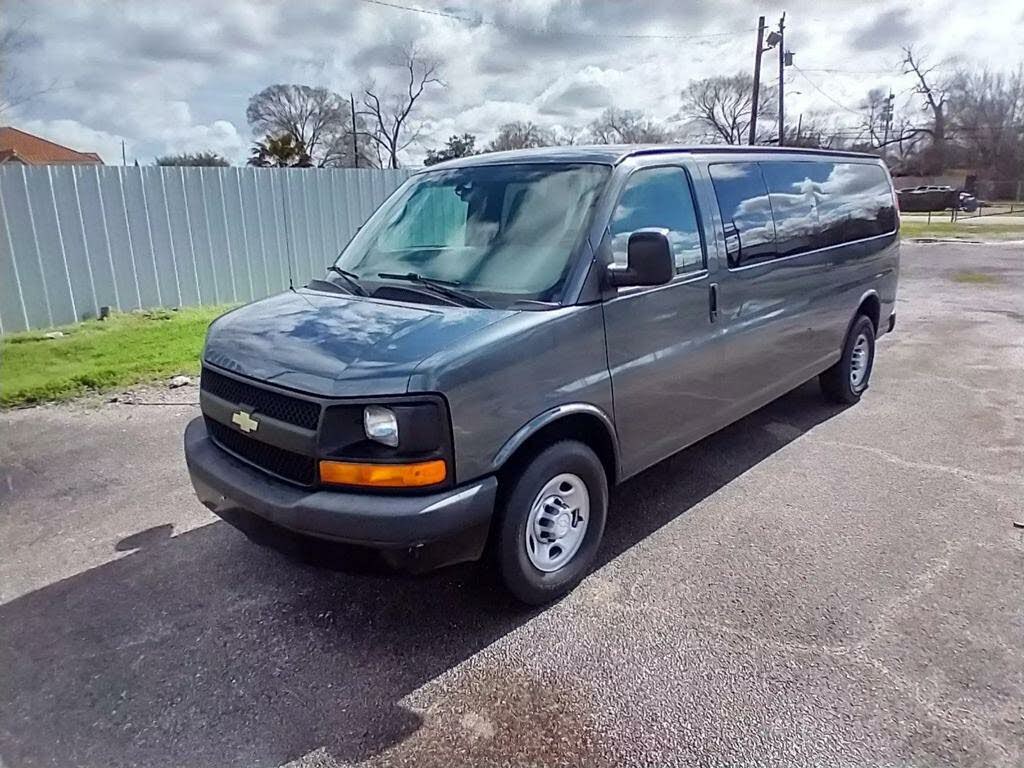 2015 chevy clearance cargo van