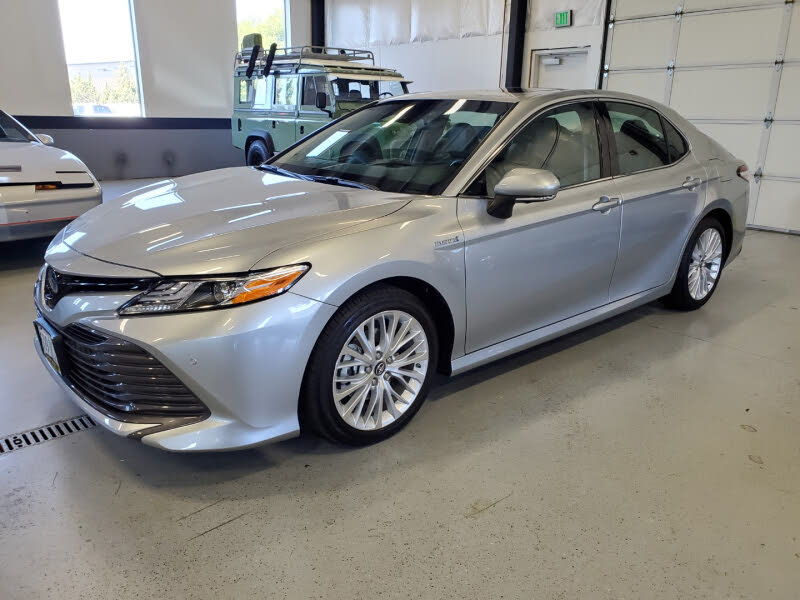 2019 toyota camry hybrid outlet xle for sale