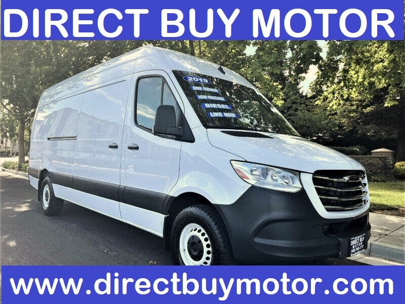 Freightliner cargo store van for sale