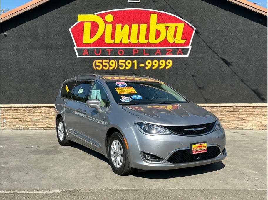 Cheap used minivans for sale store near me