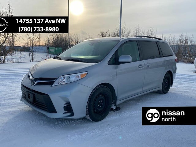 2019 Toyota Sienna LE 7-Passenger FWD with Auto-Access Seat