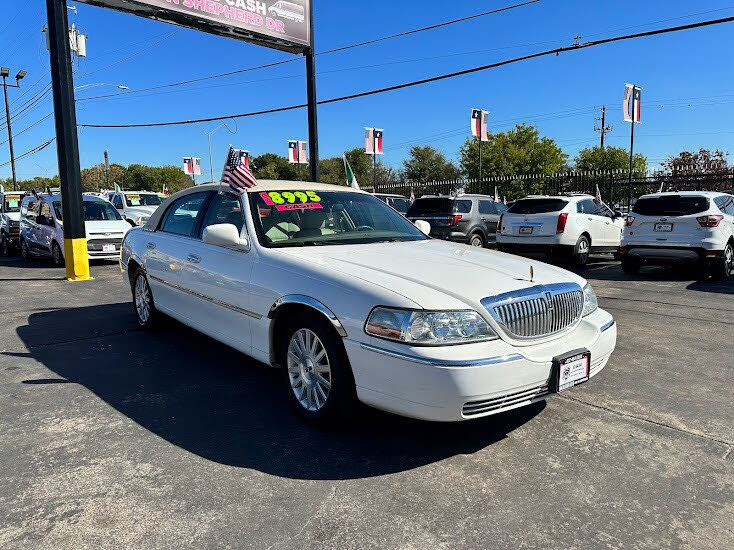 Used Lincoln Town Car for Sale in Beaumont TX CarGurus