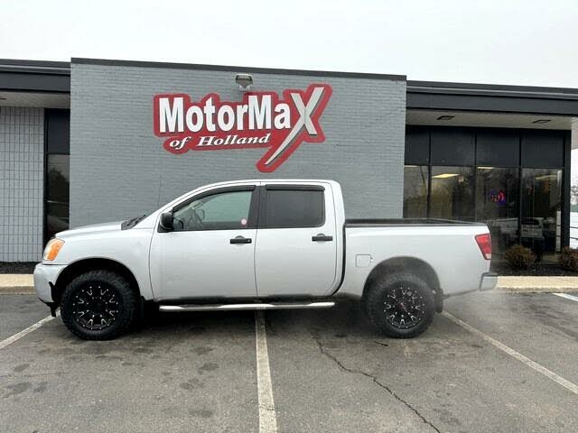 2015 nissan 2024 titan hp