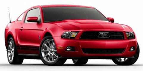 Ford Mustang V6 Coupe RWD 2013