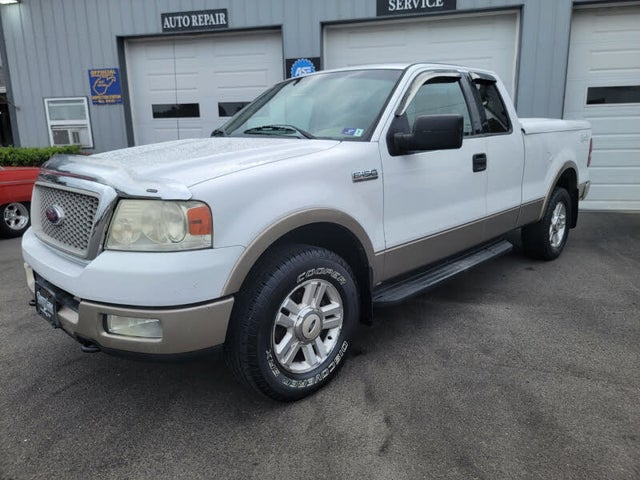 2004 Ford F-150 XL Ext. Cab 4WD