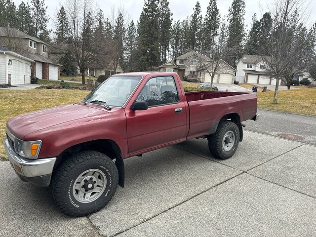 1991 Toyota Pickup 2 Dr Deluxe 4WD Standard Cab LB
