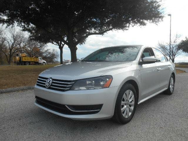 Volkswagen / Passat / 1.6 TDI BlueMotion / R Line / ÖZGEN GALLERY'DEN 2016  162 BİN KM PASSAT 1.6 TDI R LİNE VERONA at  - 1104121198