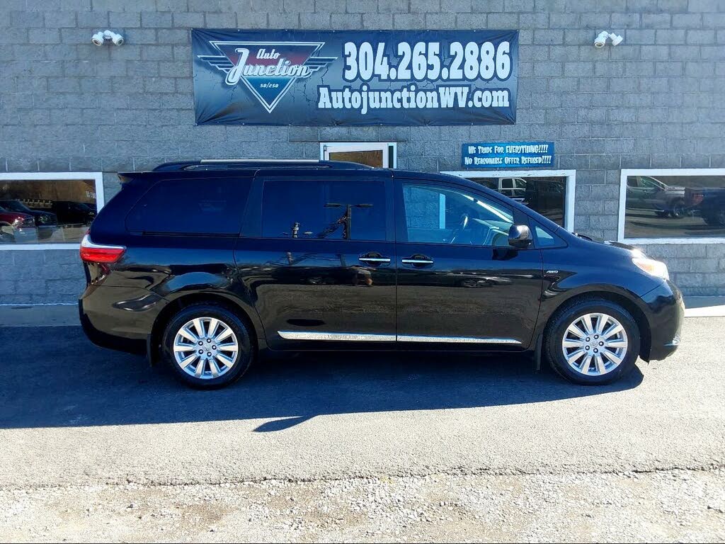 2017 sienna discount awd for sale