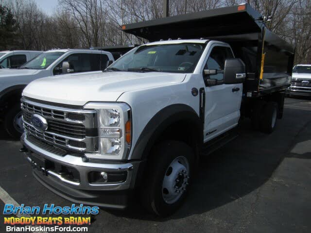 2023 Ford F-550 Super Duty Chassis XL Regular Cab DRW 4WD
