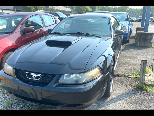2002 Ford Mustang Coupe