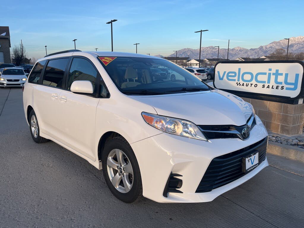 2017 vs best sale 2018 toyota sienna