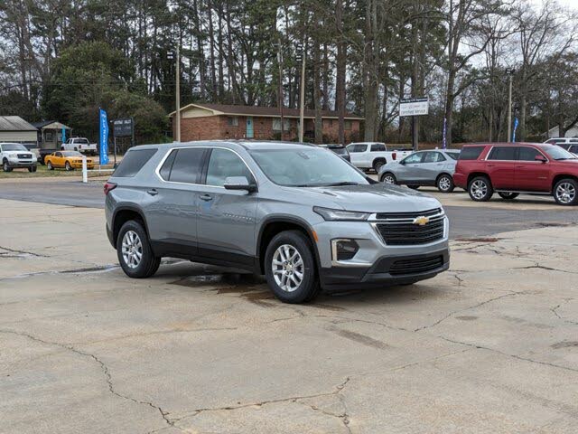 2024 Chevrolet Traverse Limited LS FWD