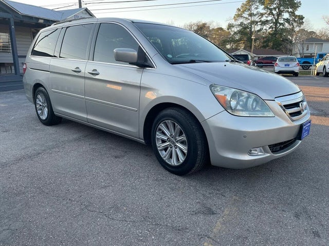 2007 Honda Odyssey Touring FWD with DVD and Navigation