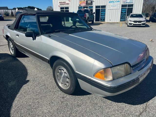 1989 Ford Mustang LX Convertible RWD