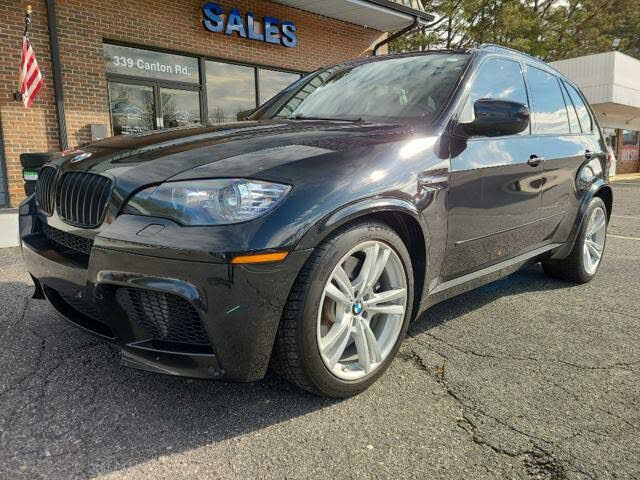 https://static.cargurus.com/images/forsale/2024/02/17/06/38/2011_bmw_x5_m-pic-7867180647184085615-1024x768.jpeg