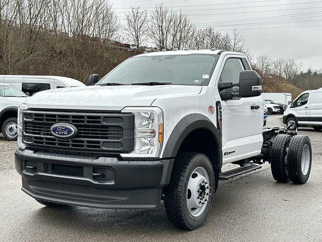 2024 Ford F-550 Super Duty Chassis XL Regular Cab DRW 4WD