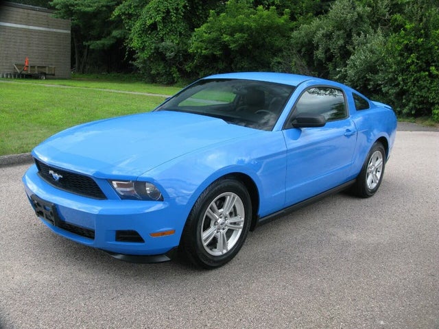 2012 Ford Mustang V6 Coupe RWD