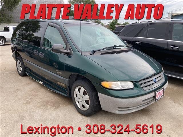 1998 Plymouth Grand Voyager SE FWD