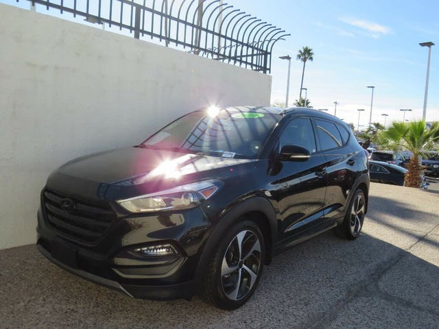2016 Hyundai Tucson 1.6T Sport FWD with Beige Seats