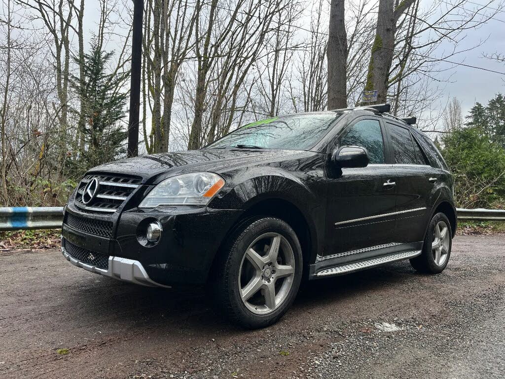2010 Mercedes-Benz M-Class ML 550 4MATIC