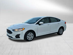 Ford Fusion S FWD