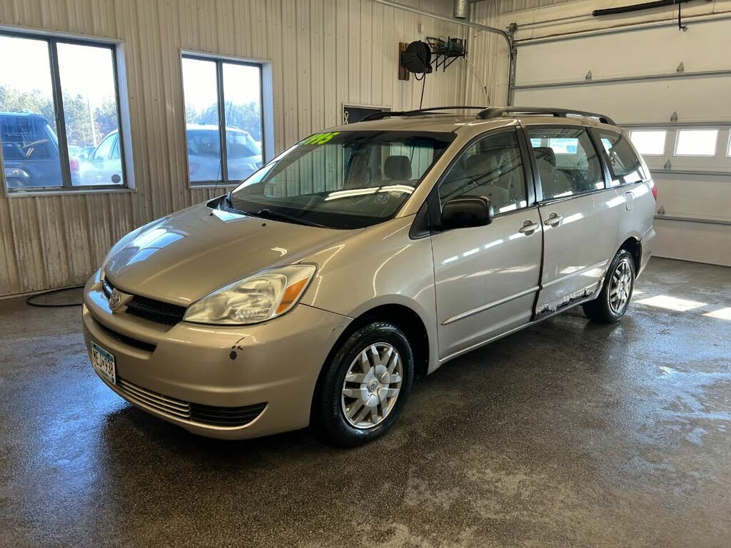 2004 tan toyota hot sale sierra mini van