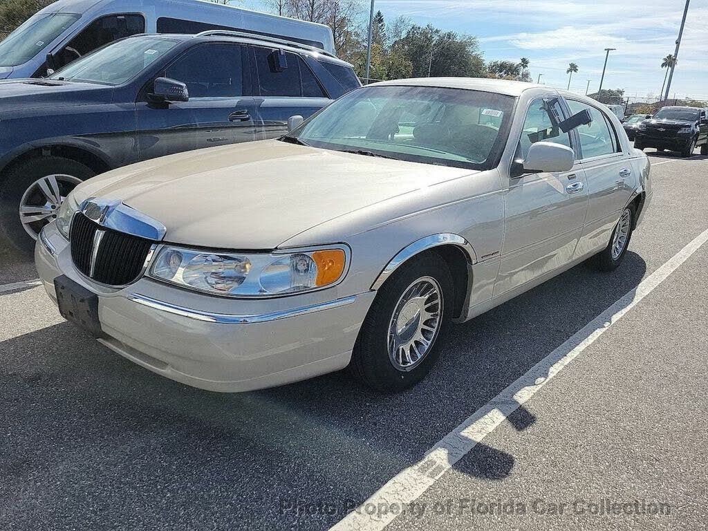 Used 1987 Lincoln Town Car for Sale in Miami FL with Photos