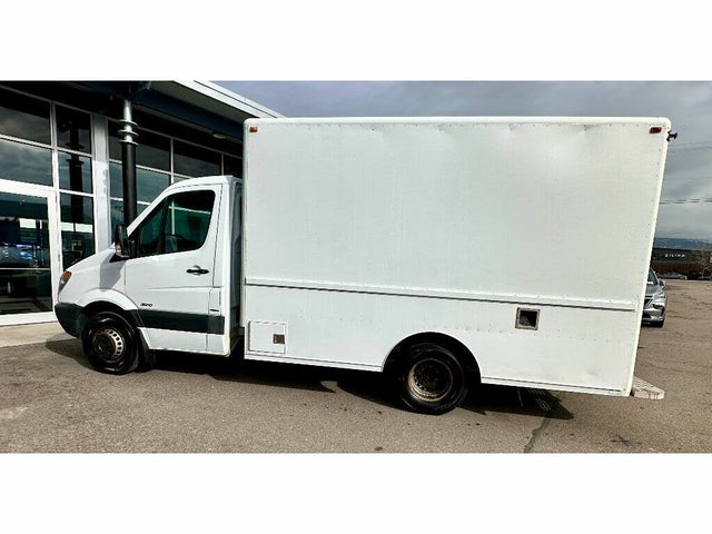 2013 Mercedes-Benz Sprinter Cab Chassis 3500 144 DRW RWD