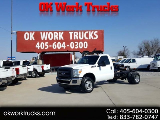 2015 Ford F-350 Super Duty Chassis XL DRW LB 4WD