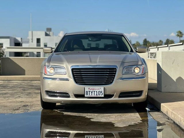 2012 Chrysler 300 S V6 RWD