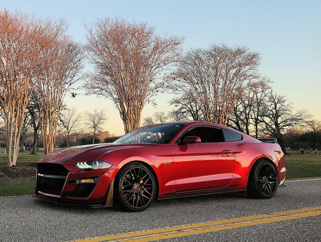 2020 Ford Mustang GT Premium Coupe RWD