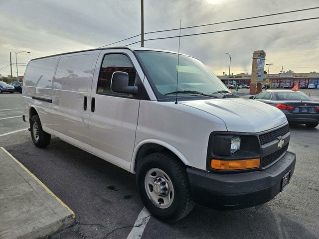 2011 Chevrolet Express Cargo 2500 Extended RWD