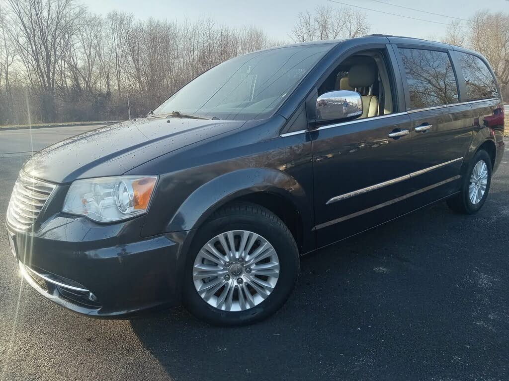 Used chrysler town and country clearance vans for sale near me