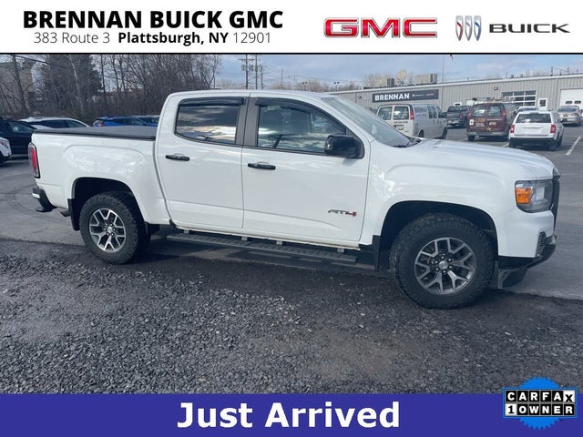 2022 GMC Canyon AT4 Crew Cab 4WD with Cloth