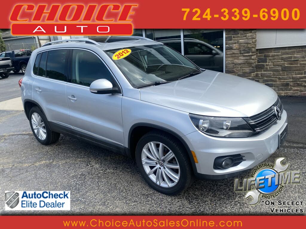 2012 Volkswagen Tiguan SE with Sunroof and Navigation