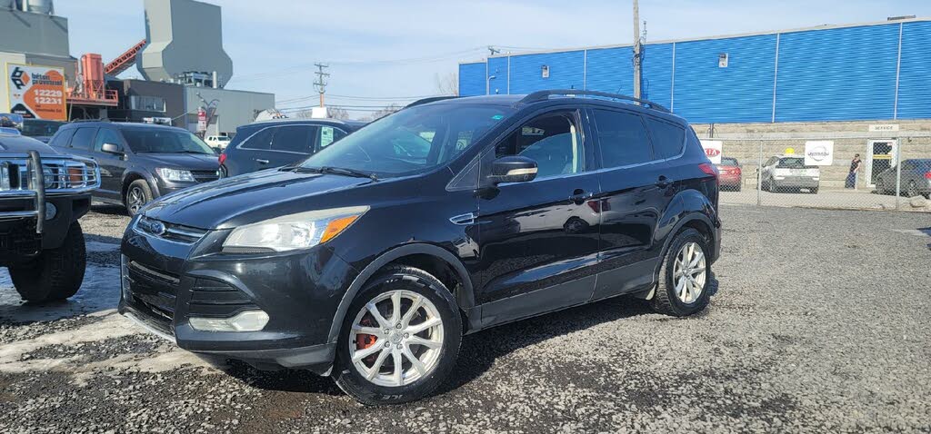 Ford Escape for sale in Ste-Agathe-des-Monts, near Saint-Jérôme