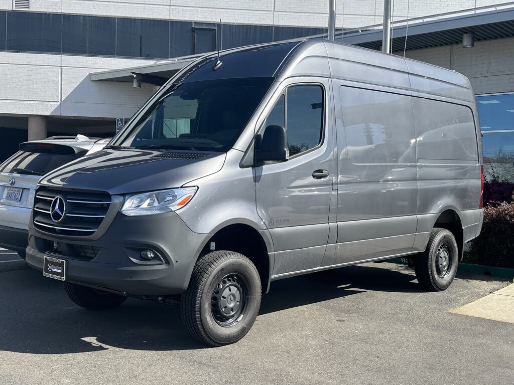 Used mercedes best sale sprinter 4x4