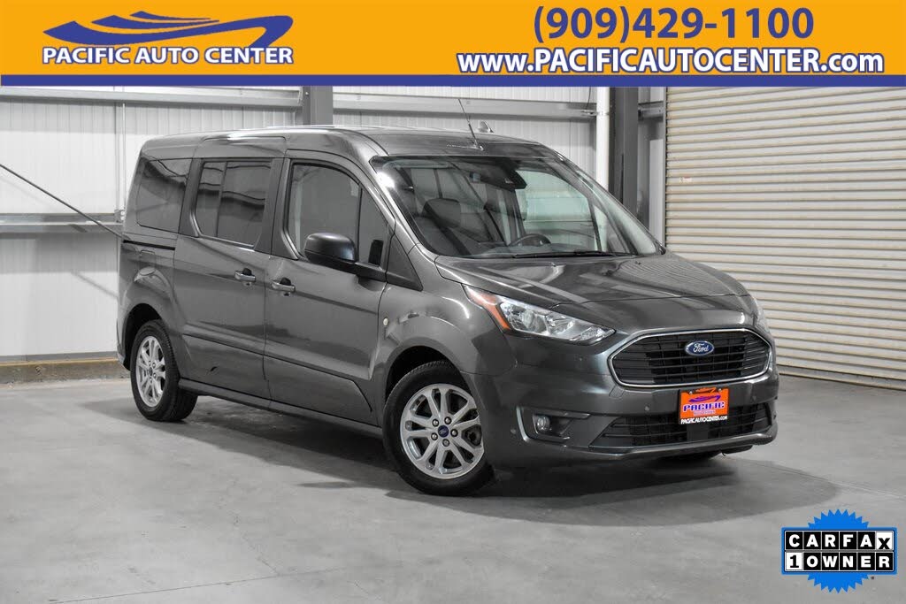 2020 best sale ford minivan